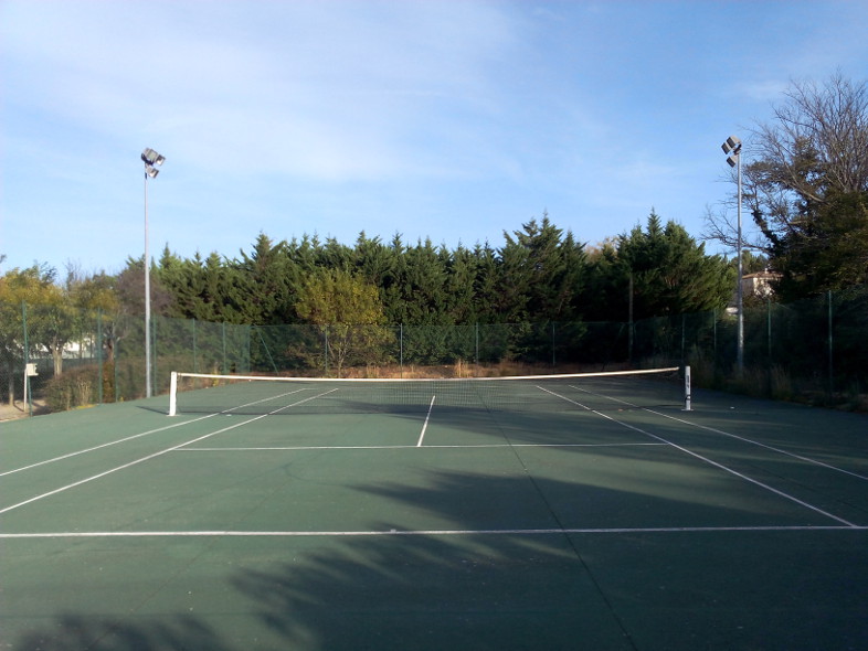 Court de tennis Aigues-Vives Hérault